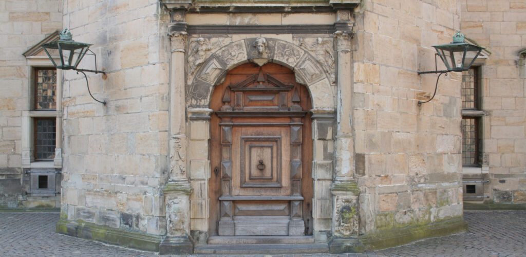 Tor