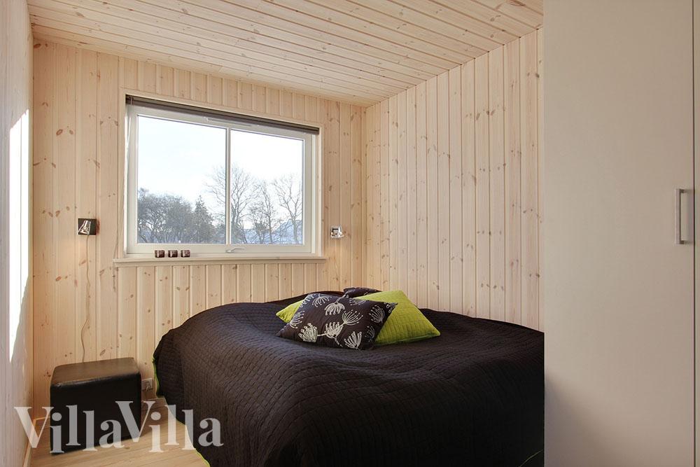 Alle Schlafzimmer sind hell und mit Boxmatratzen und Einbauschränken ausgestattet