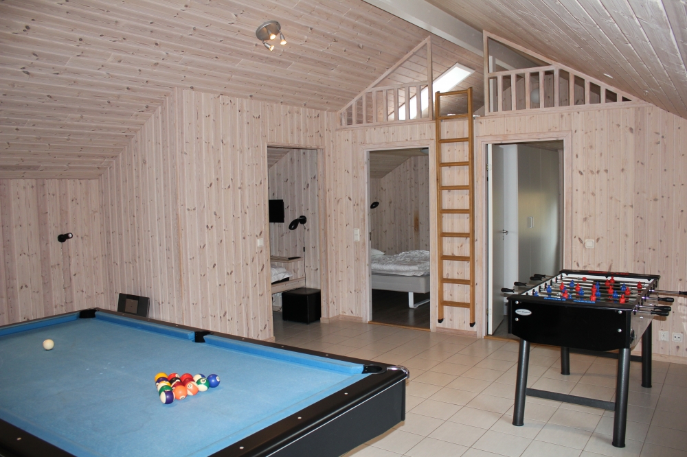 Im Aktivitätenraum des Hauses kann in Billard, Tischtennis und Dart gegeneinander angetreten werden