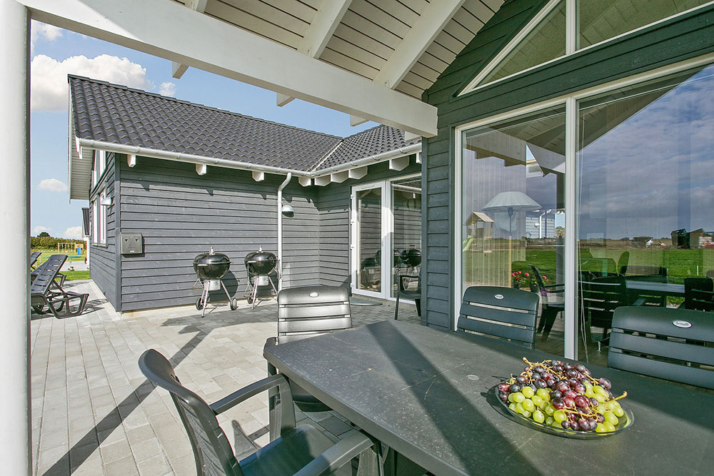 Das Luxusferienhaus Nr. 322 hat eine tolle Terrasse, die mit hochwertigen Gartenmöbeln für 18 Personen ausgestattet ist.