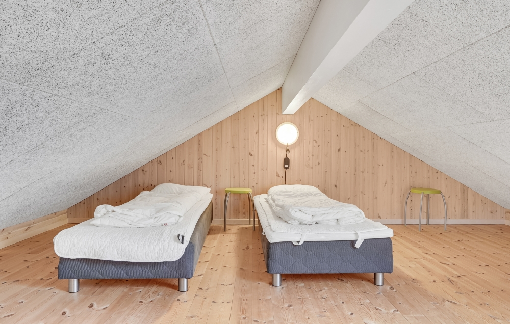 Einige der 18 Schlafgelegenheiten befinden sich im Luxusferienhaus Nr. 328 auf dem ausgebauten Dachboden