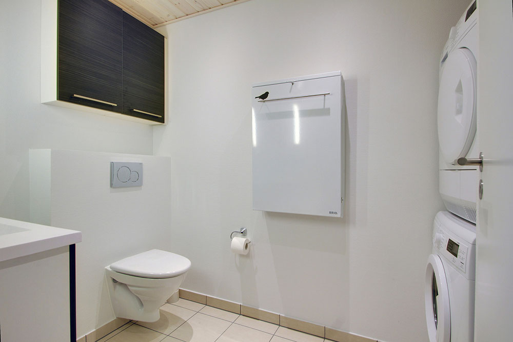 Eines der Badezimmer im Luxusferienhaus Nr. 335