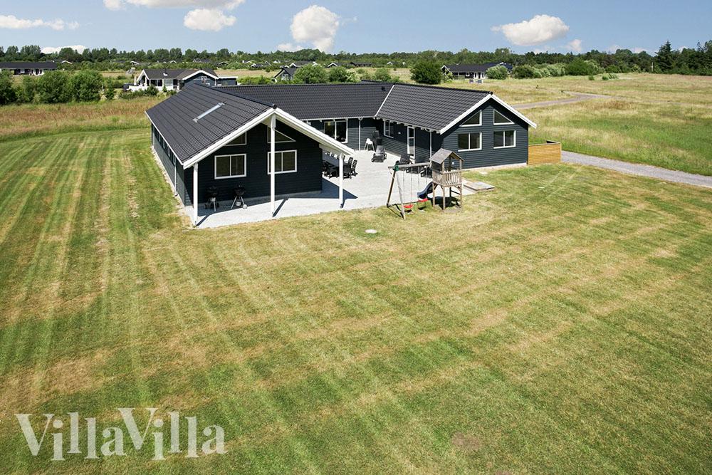 Dieses schöne Poolhaus Nr. 343 mit Platz für 20 Personen liegt in Lolland/Falster/Mön