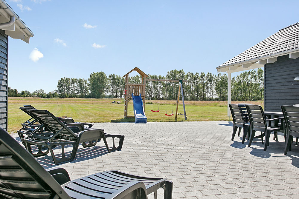 Das Luxusferienhaus Nr. 343 hat eine tolle Terrasse, die mit hochwertigen Gartenmöbeln für 20 Personen ausgestattet ist.