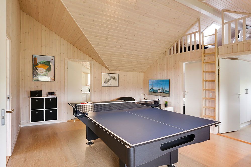 Neben den vielen schönen Stunden, die man im Poolbereich des Hauses verbringen kann, bietet das Luxusferienhaus 366 auch Spielevergnügen bei Billard/Tischtennis und Darts
