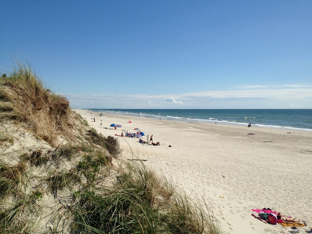 Der herrliche Strand in der Nähe von Luxusferienhaus Nr. 371 bei Westjütland.