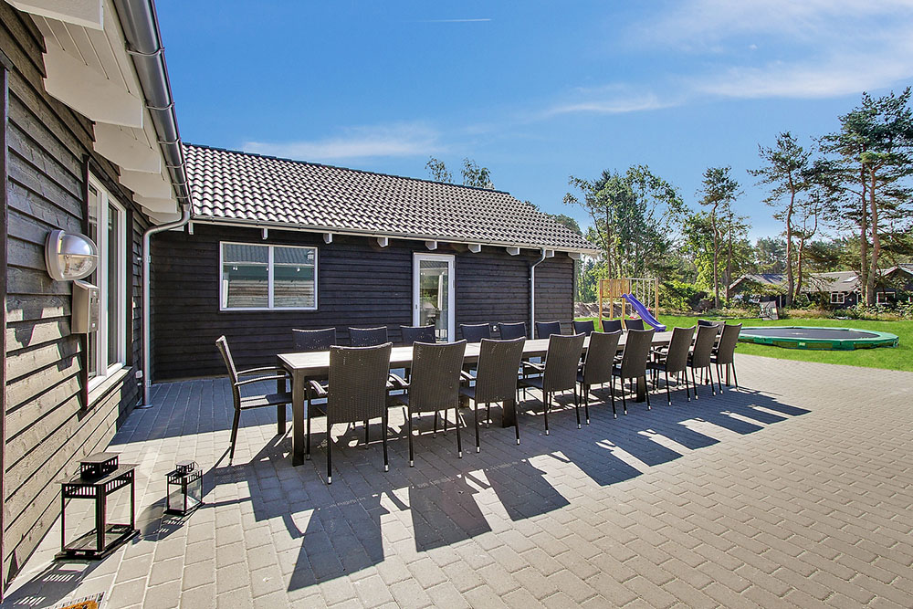 Das Luxusferienhaus Nr. 374 hat eine tolle Terrasse, die mit hochwertigen Gartenmöbeln für 22 Personen ausgestattet ist.
