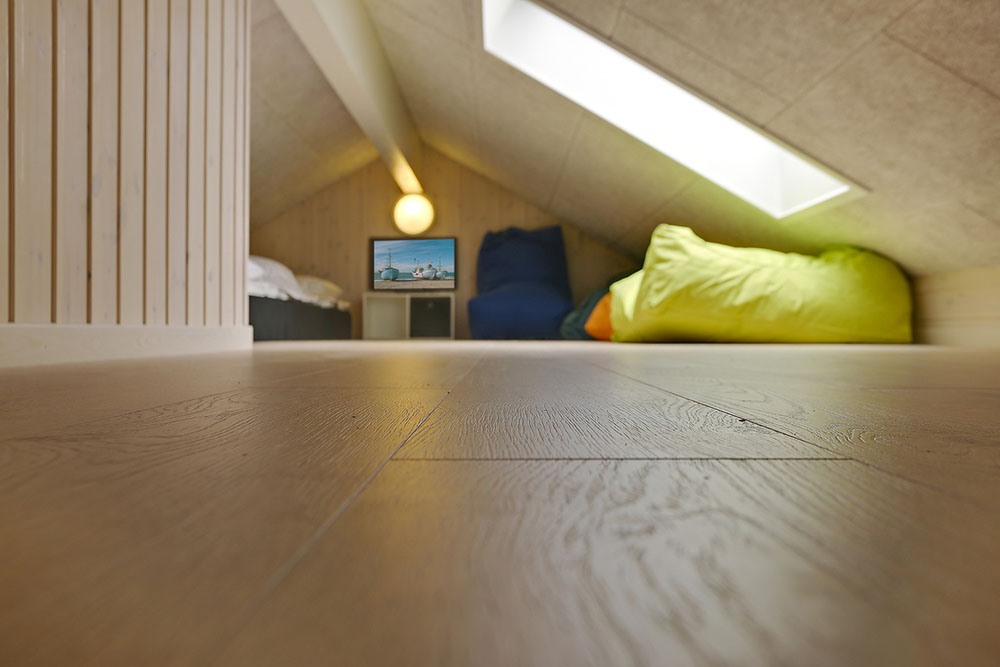 Einige der 18 Schlafgelegenheiten befinden sich im Luxusferienhaus Nr. 379 auf dem ausgebauten Dachboden