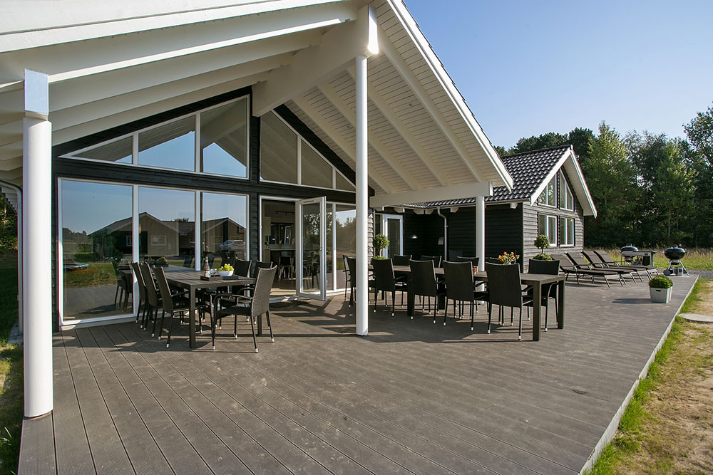 Das Luxusferienhaus Nr. 378 hat eine tolle Terrasse, die mit hochwertigen Gartenmöbeln für 18 Personen ausgestattet ist.