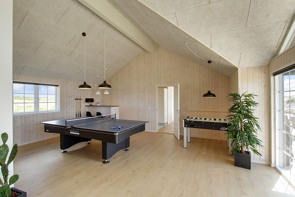 Aktivitätsraum im Luxusferienhaus Nr. 383 mit 7 Schlafzimmern und Platz für 18 Gäste.