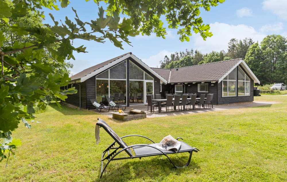 Dieses schöne Poolhaus Nr. 380 mit Platz für 14 Personen liegt in Ostjütland