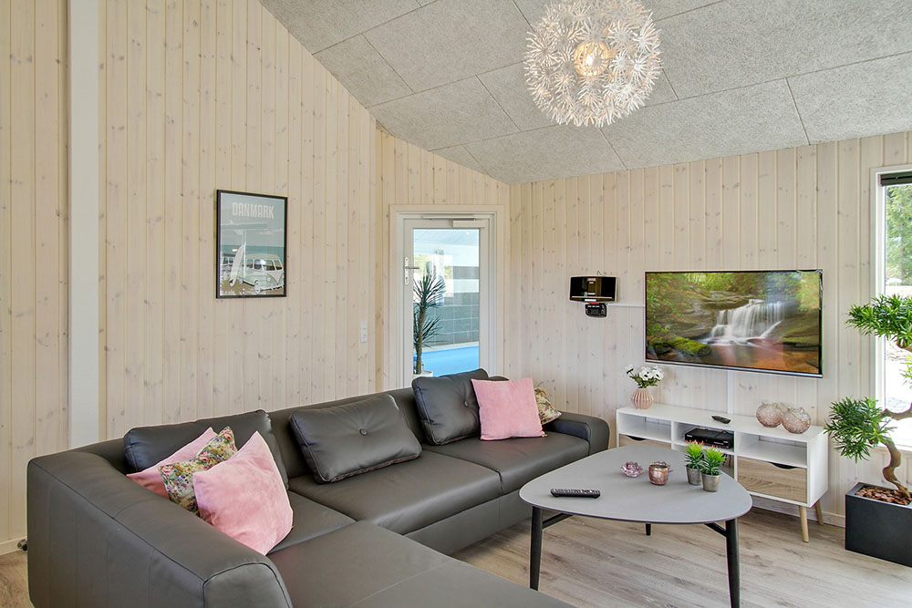 Aufenthaltsraum mit Platz für 20 im Luxusferienhaus Nr. 394.