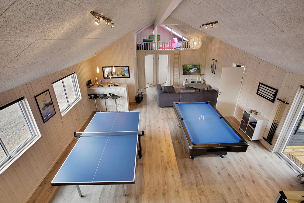 Neben den vielen schönen Stunden, die man im Poolbereich des Hauses verbringen kann, bietet das Luxusferienhaus 395 auch Spielevergnügen bei Billard/Tischtennis und Darts