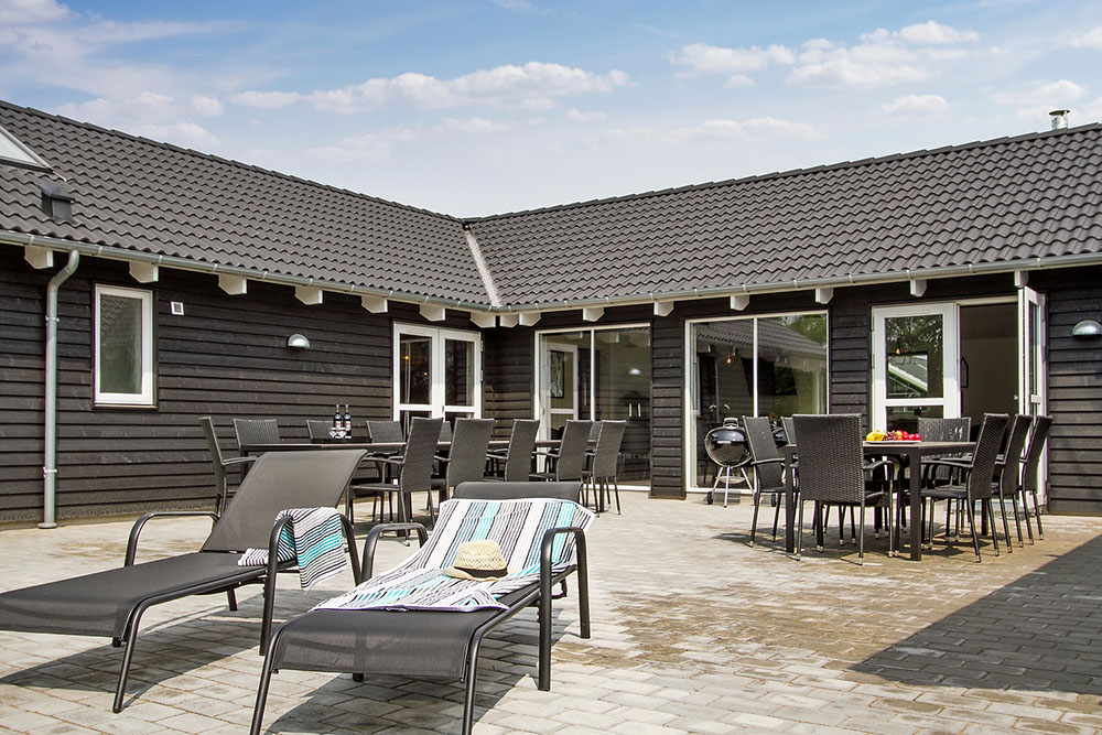 Dieses schöne Poolhaus Nr. 714 mit Platz für 24 Personen liegt in Deutschland