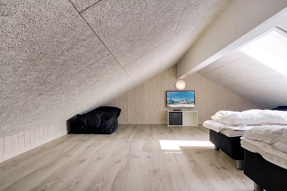 Einige der 24 Schlafgelegenheiten befinden sich im Luxusferienhaus Nr. 714 auf dem ausgebauten Dachboden