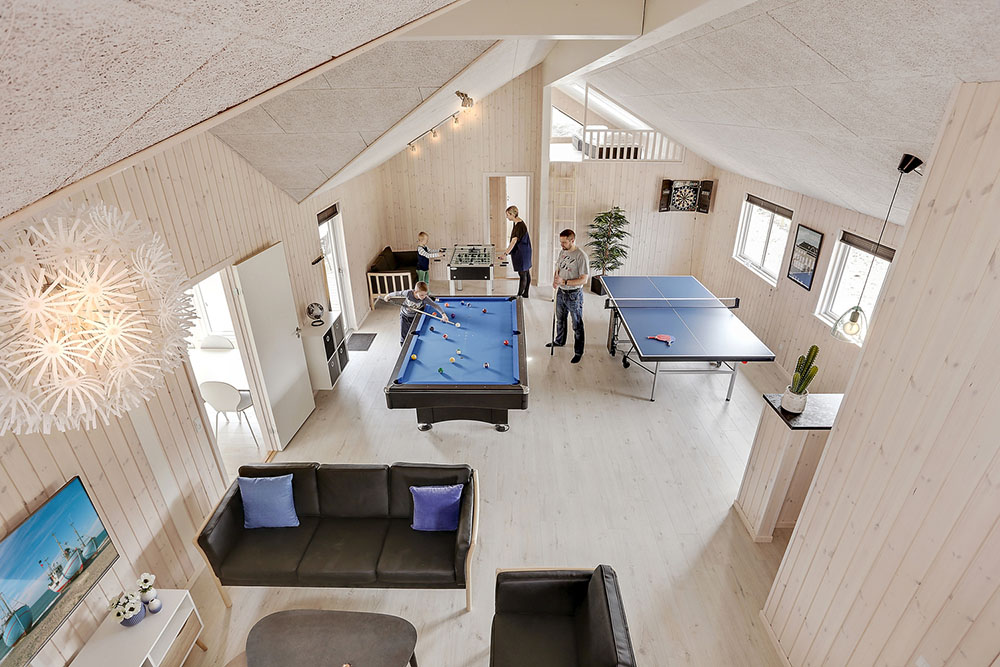 Neben den vielen schönen Stunden, die man im Poolbereich des Hauses verbringen kann, bietet das Luxusferienhaus 398 auch Spielevergnügen bei Billard/Tischtennis und Darts