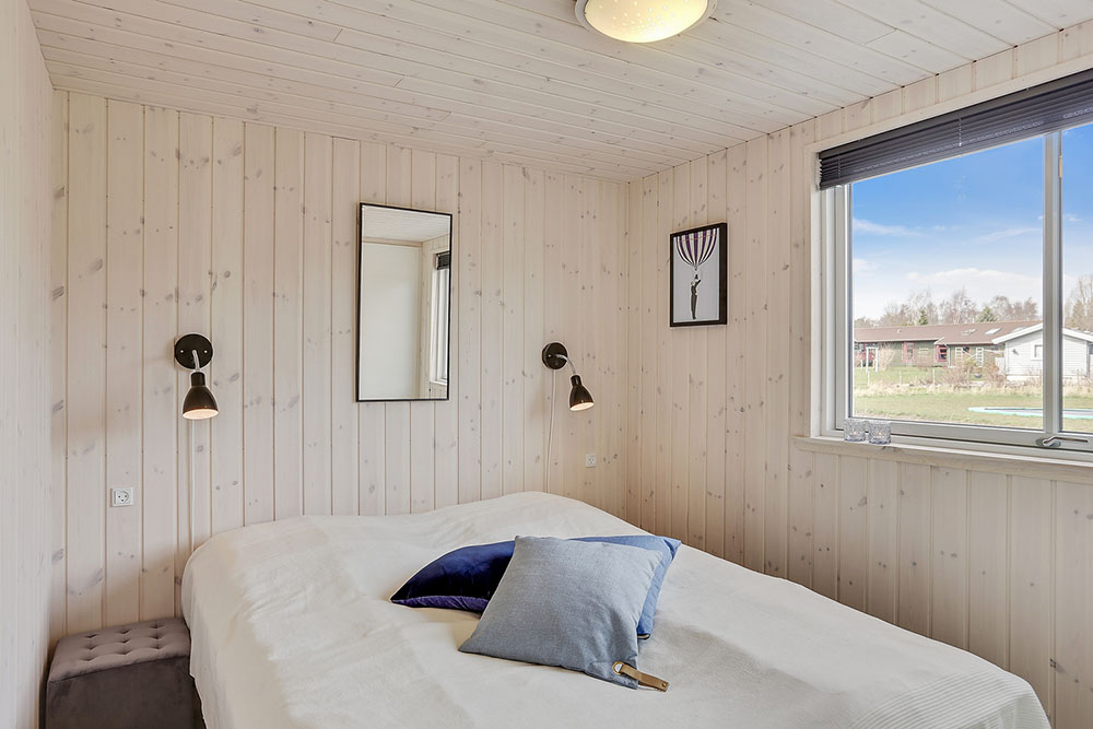 Eines der 8 Schlafzimmer im Luxusferienhaus Nr. 398