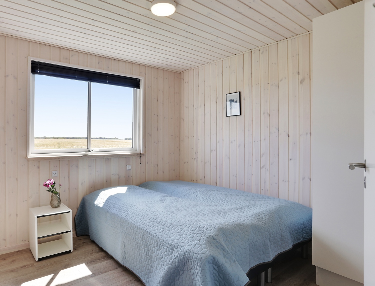 Eines der 9 Schlafzimmer im Luxusferienhaus Nr. 404
