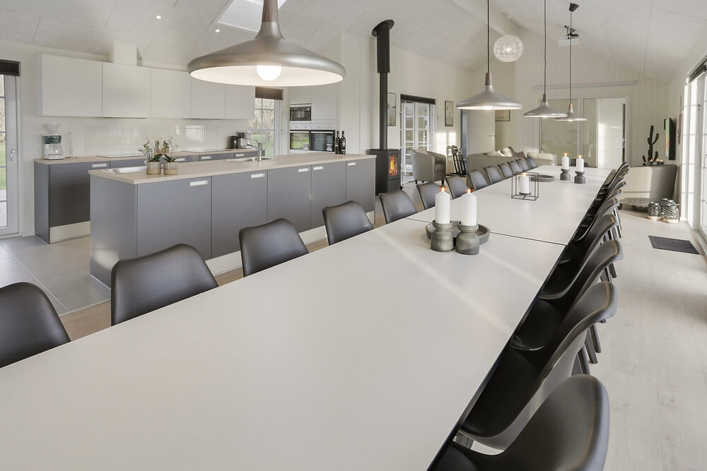 Aufenthaltsraum mit Platz für 26 im Luxusferienhaus Nr. 415.
