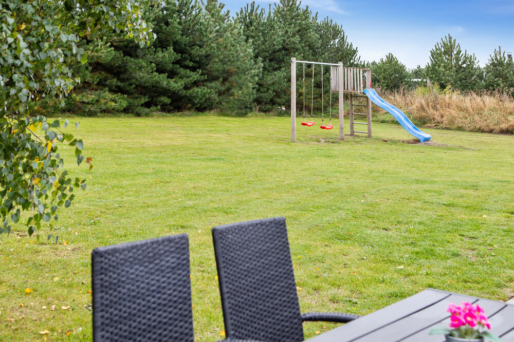 Neben den vielen schönen Stunden, die man im Poolbereich des Hauses verbringen kann, bietet das Luxusferienhaus 413 auch zahlreiche Freizeitangebote im Freien