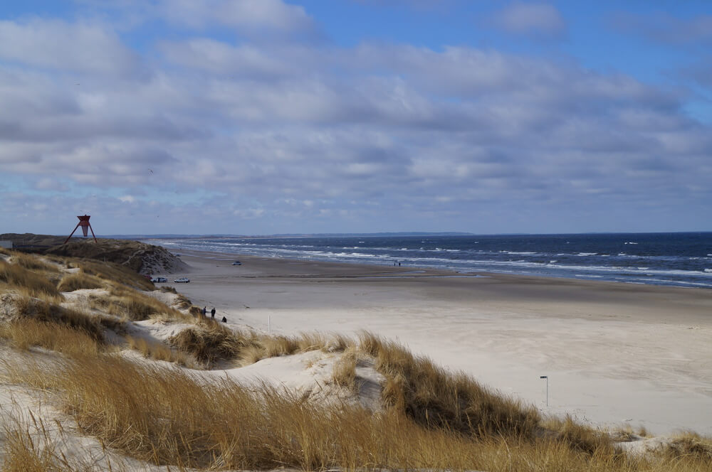 Der herrliche Strand in der Nähe von Luxusferienhaus Nr. 411 bei Nordjütland.