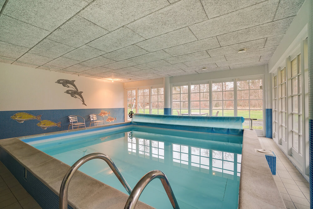 Der schicke Pool im Luxusferienhaus Nr. 414 für 22 Personen