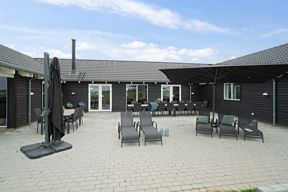 Das Luxusferienhaus Nr. 430 hat eine tolle Terrasse, die mit hochwertigen Gartenmöbeln für 30 Personen ausgestattet ist.