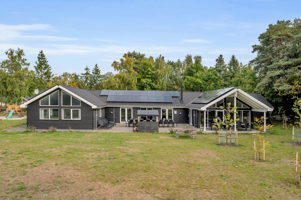 Dieses schöne Poolhaus Nr. 438 mit Platz für 30 Personen liegt in Nordseeland