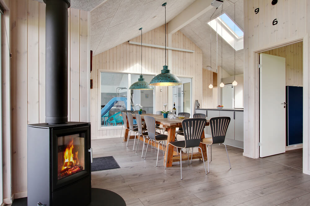 Der Aufenthaltsraum bietet Platz für 14 Personen, wenn ihr das Ferienhaus 424 in Fünen und seine Inseln besucht.