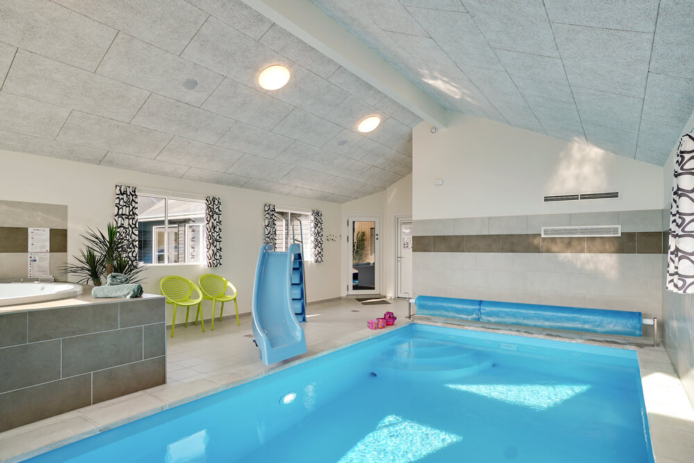 Der schicke Pool im Luxusferienhaus Nr. 439 für 24 Personen