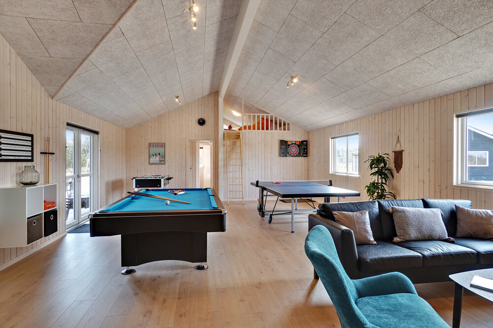Neben den vielen schönen Stunden, die man im Poolbereich des Hauses verbringen kann, bietet das Luxusferienhaus 439 auch Spielevergnügen bei Billard/Tischtennis und Darts