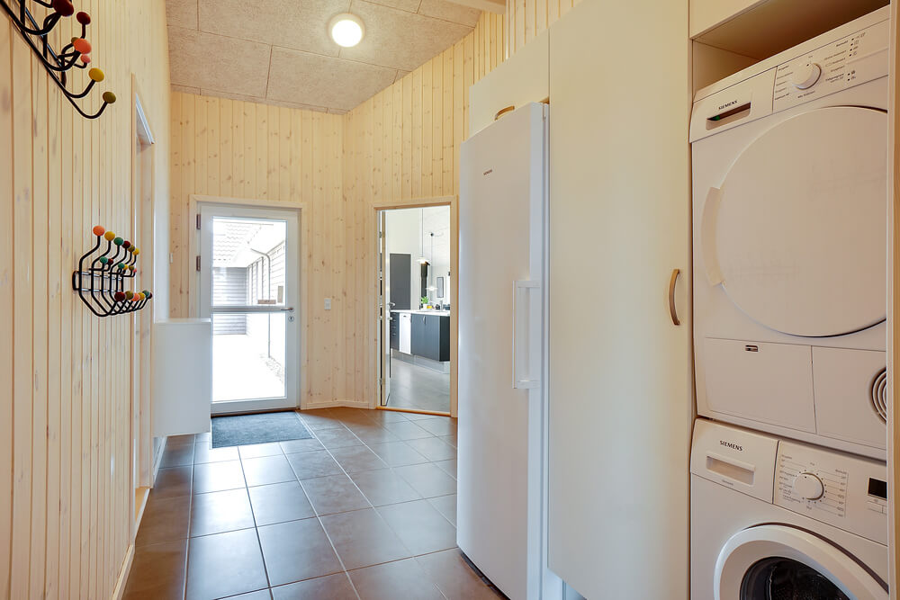 Der geräumige Eingangsbereich im Luxusferienhaus Nr. 429 in Limfjord
