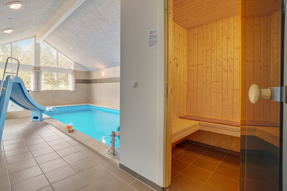 Genießen Sie die heiße Sauna im Luxusferienhaus Nr. 429 für 30 Personen