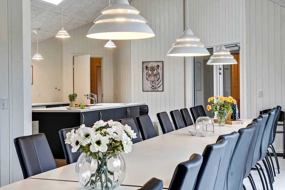 Der Aufenthaltsraum bietet Platz für 30 Personen, wenn ihr das Ferienhaus 431 in Limfjord besucht.