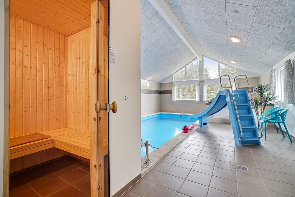 Der schicke Pool im Luxusferienhaus Nr. 431 für 30 Personen