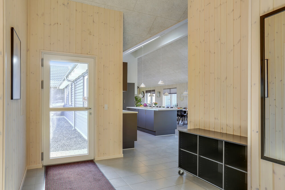 Der geräumige Eingangsbereich im Luxusferienhaus Nr. 428 in Fünen und seine Inseln