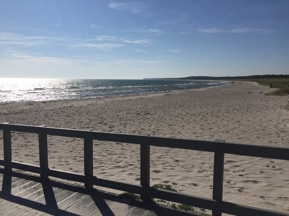 Der herrliche Strand in der Nähe von Luxusferienhaus Nr. 450 bei Ostjütland.