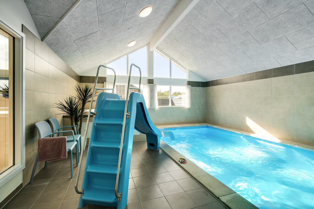 Der schicke Pool im Luxusferienhaus Nr. 458 für 18 Personen