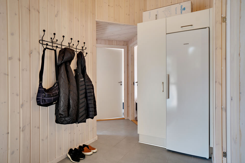 Der geräumige Eingangsbereich im Luxusferienhaus Nr. 463 in Westjütland