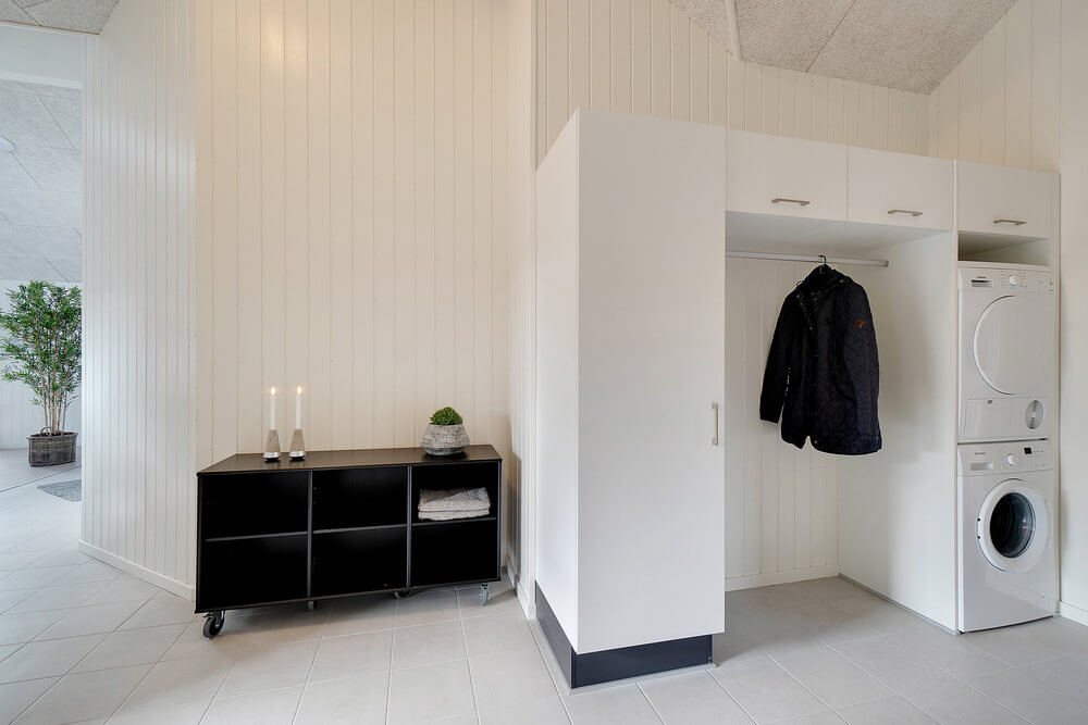 Der geräumige Eingangsbereich im Luxusferienhaus Nr. 467 in Westjütland