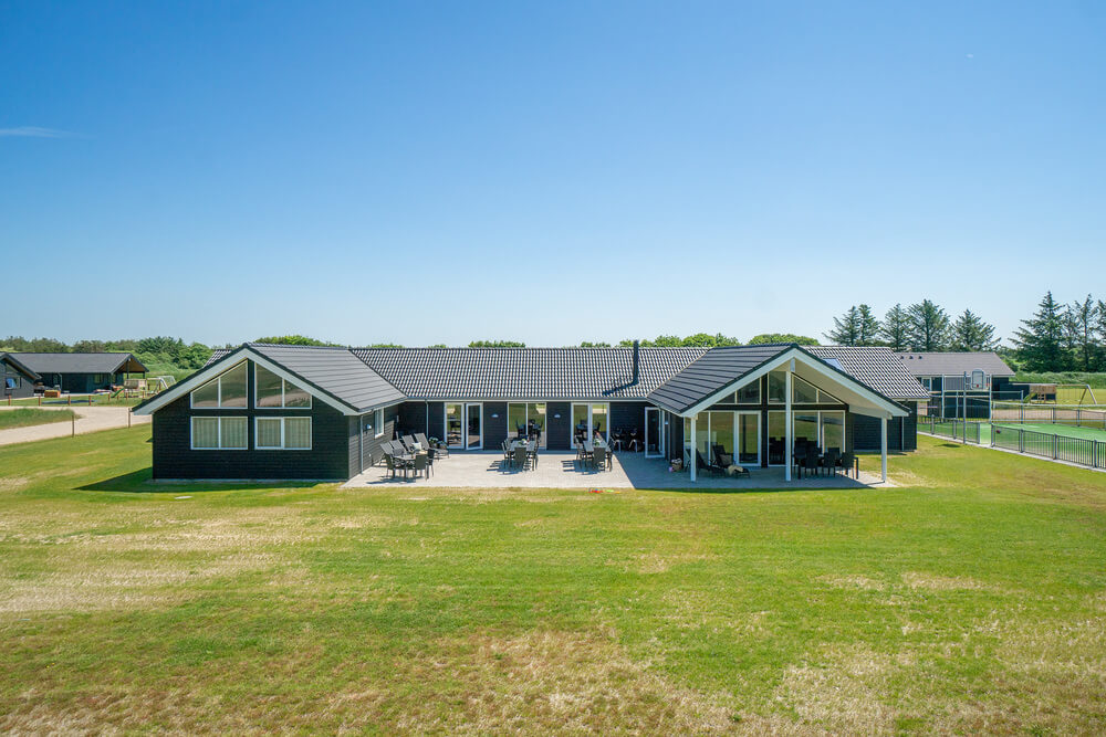 Dieses schöne Poolhaus Nr. 467 mit Platz für 30 Personen liegt in Westjütland