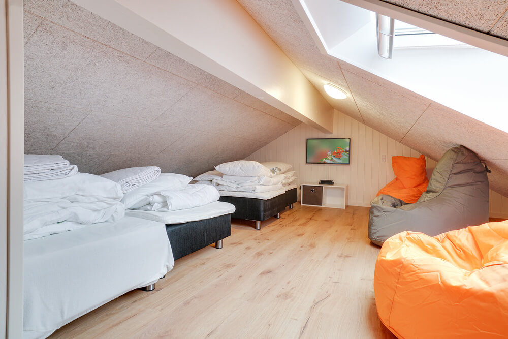 Einige der 18 Schlafgelegenheiten befinden sich im Luxusferienhaus Nr. 449 auf dem ausgebauten Dachboden