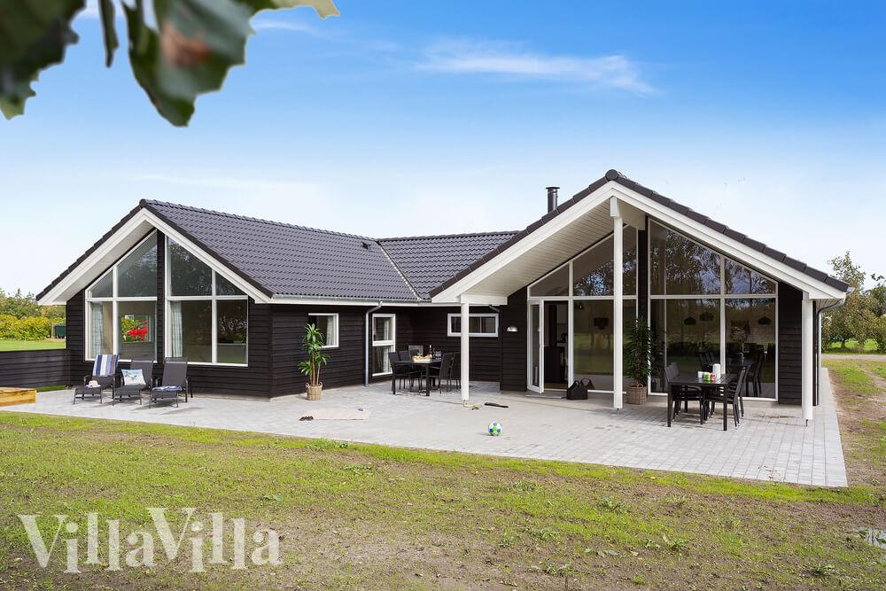 Dieses schöne Poolhaus Nr. 452 mit Platz für 14 Personen liegt in Lolland/Falster/Mön