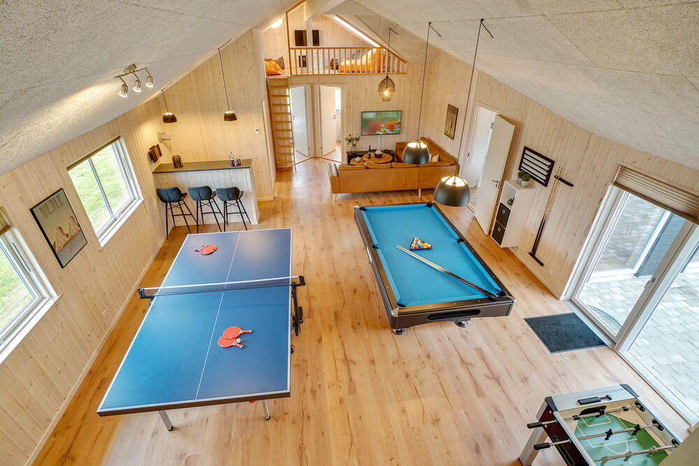 Neben den vielen schönen Stunden, die man im Poolbereich des Hauses verbringen kann, bietet das Luxusferienhaus 474 auch Spielevergnügen bei Billard/Tischtennis und Darts