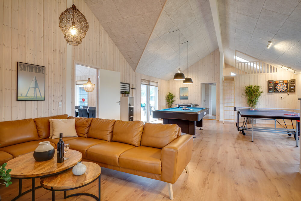 Das Luxusferienhaus 474 für 20 Personen hat einen großen Aktivitätsraum mit u. a. Billard und Darts