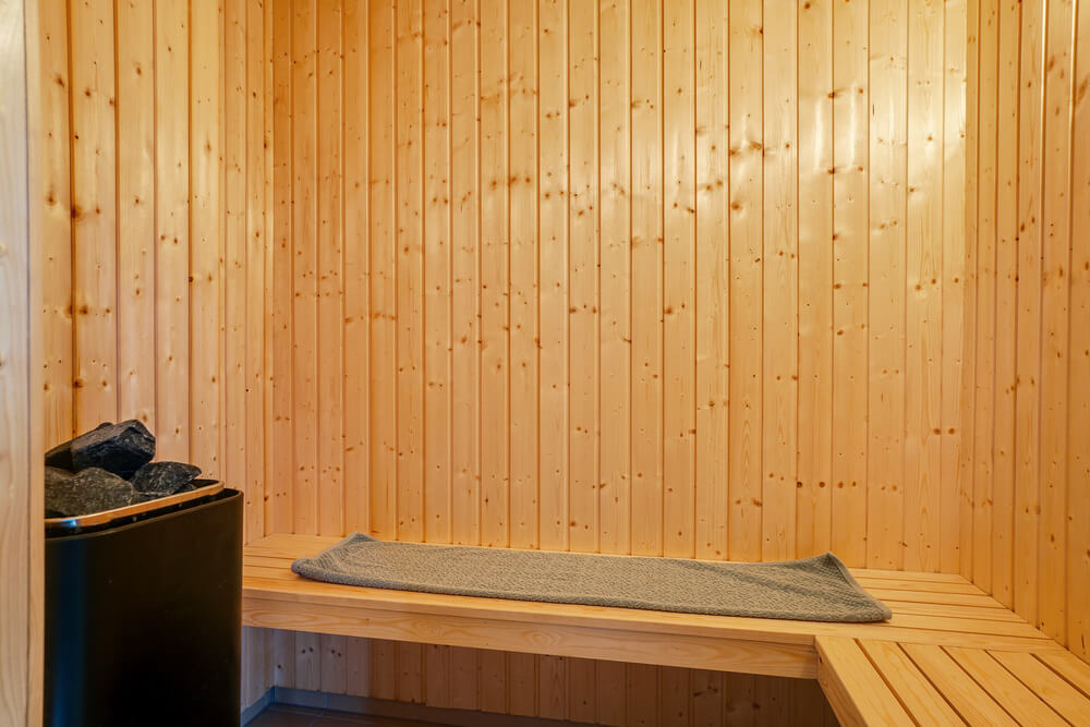 Genießen Sie die heiße Sauna im Luxusferienhaus Nr. 474 für 20 Personen
