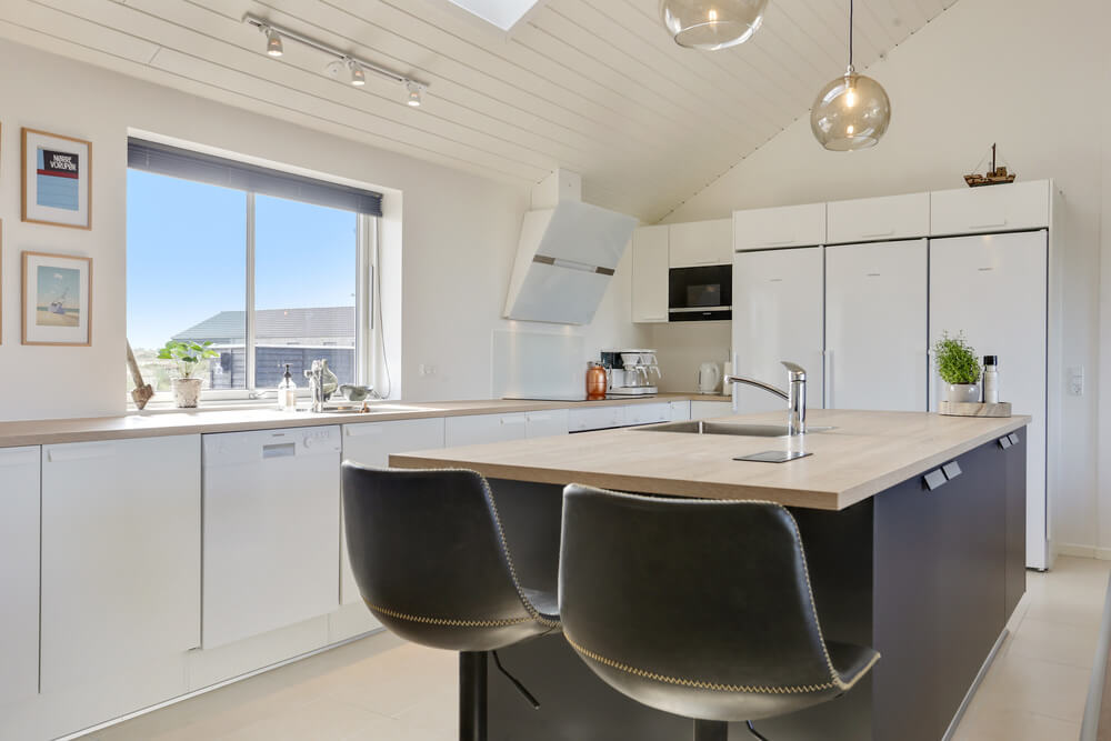 Die Küche in dem Luxusferienhaus Nr. 476 ist so gut ausgestattet, dass man problemlos Mahlzeiten für 20 Personen zubereiten kann.