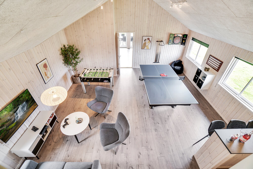 Neben den vielen schönen Stunden, die man im Poolbereich des Hauses verbringen kann, bietet das Luxusferienhaus 464 auch Spielevergnügen bei Billard/Tischtennis und Darts