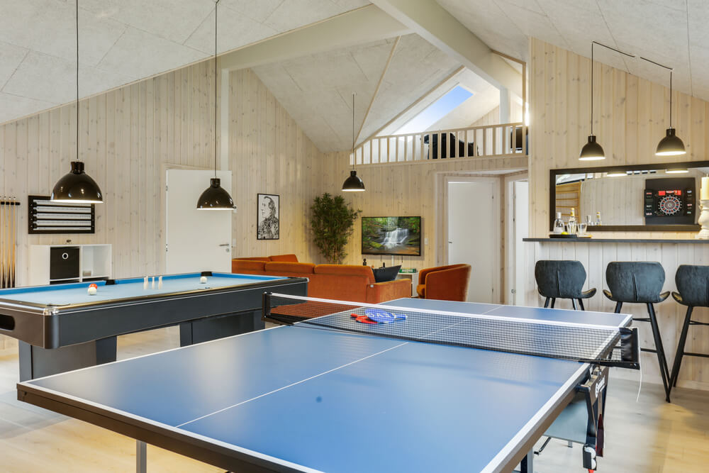 Neben den vielen schönen Stunden, die man im Poolbereich des Hauses verbringen kann, bietet das Luxusferienhaus 469 auch Spielevergnügen bei Billard/Tischtennis und Darts