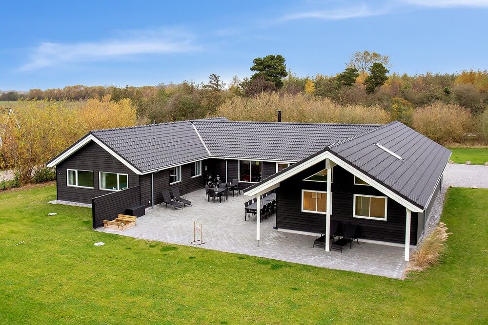 Dieses schöne Poolhaus Nr. 469 mit Platz für 22 Personen liegt in Lolland/Falster/Mön